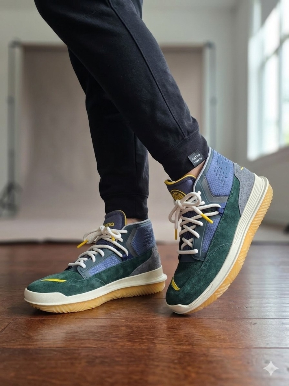 New Balance BB9000 Black Emerald Yellow High Top Sneakers Size 10 NWOB